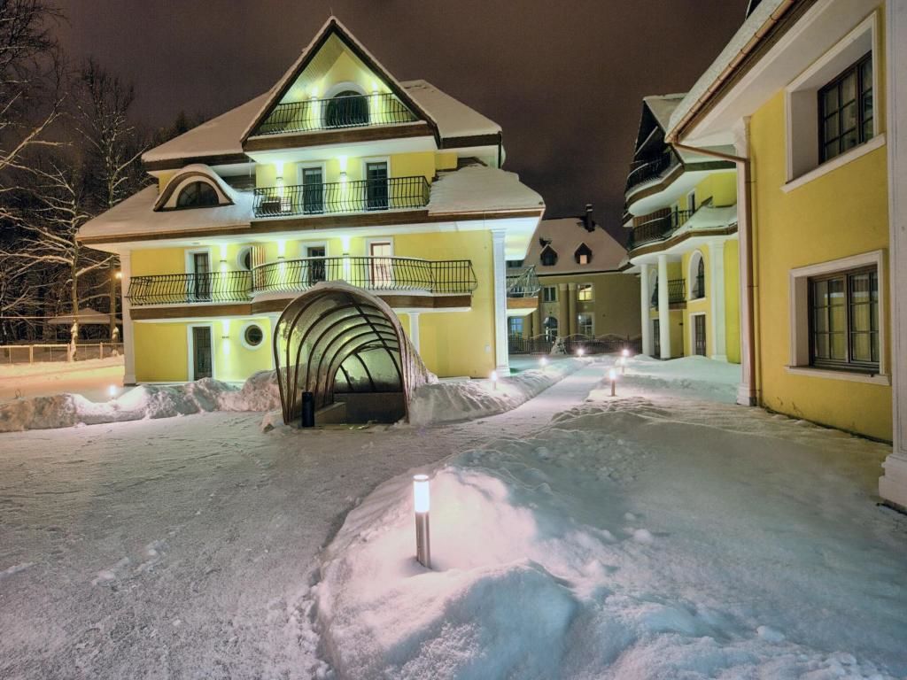 Апартаменты VisitZakopane - Sky Apartment Закопане